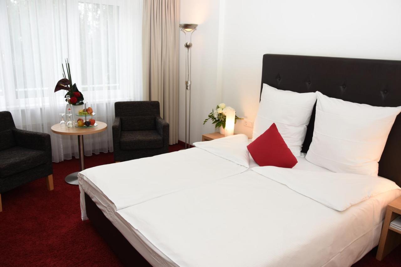 Concorde Hotel Viktoria Кронберґ-ім-Таунус Екстер'єр фото